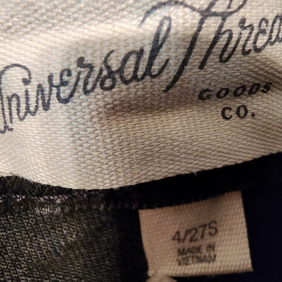 Jeans - Picture 2 of 3